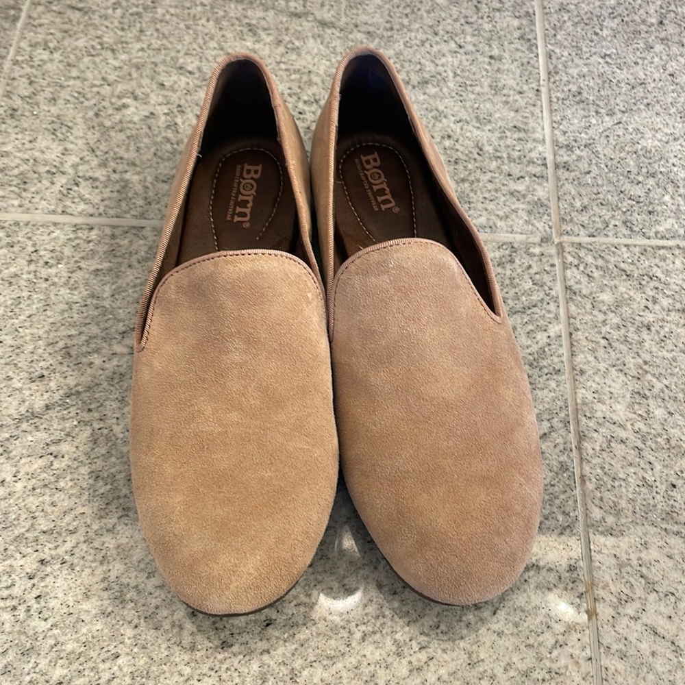 BORN Belina Suede Loafer Flat in Taupe Tan - Size 7.5